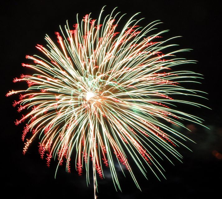 Oahu: Friday Night Fireworks Sail from Hilton Hawaiian Pier - What You’ll Do on Deck During the Fireworks