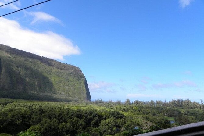 Oahu Grand Circle Island Experience Departing from Maui - Stop 1: Diamond Head’s viewpoints and the Amelia Earhart marker (but no crater drive)