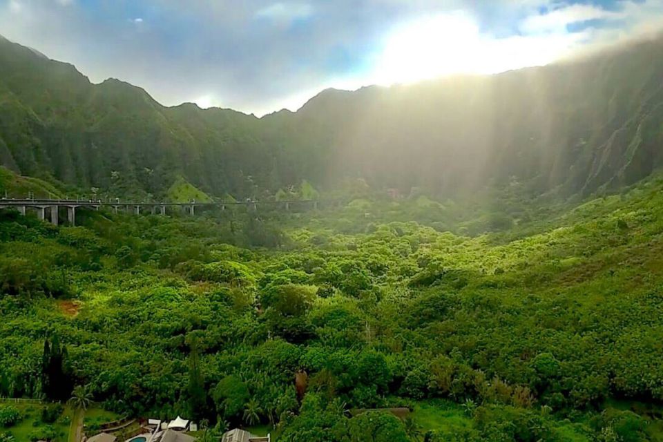 Oahu: Guided Tour of North Shore and Waimea Botanical Garden - North Shore beaches and the East End: the best kind of sightseeing