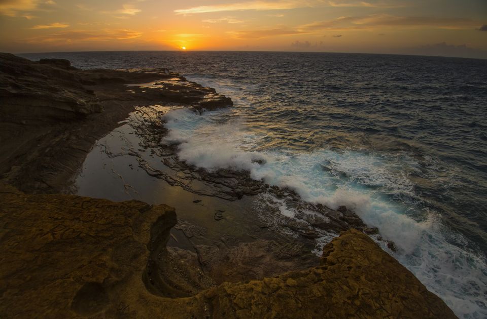 Oahu: Half-Day Sunrise Semi-private Tour from Waikiki - Your Sunrise Photo Session: Light, Timing, and What to Bring