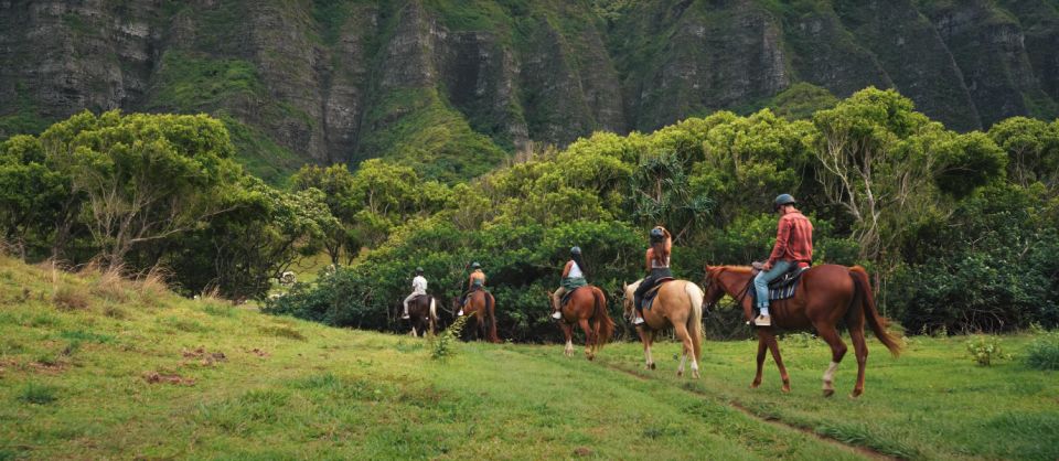 Oahu: Kualoa Hills and Valleys Horseback Riding Tour - What the Ride Feels Like: A Leisurely Trot That Stays Controlled