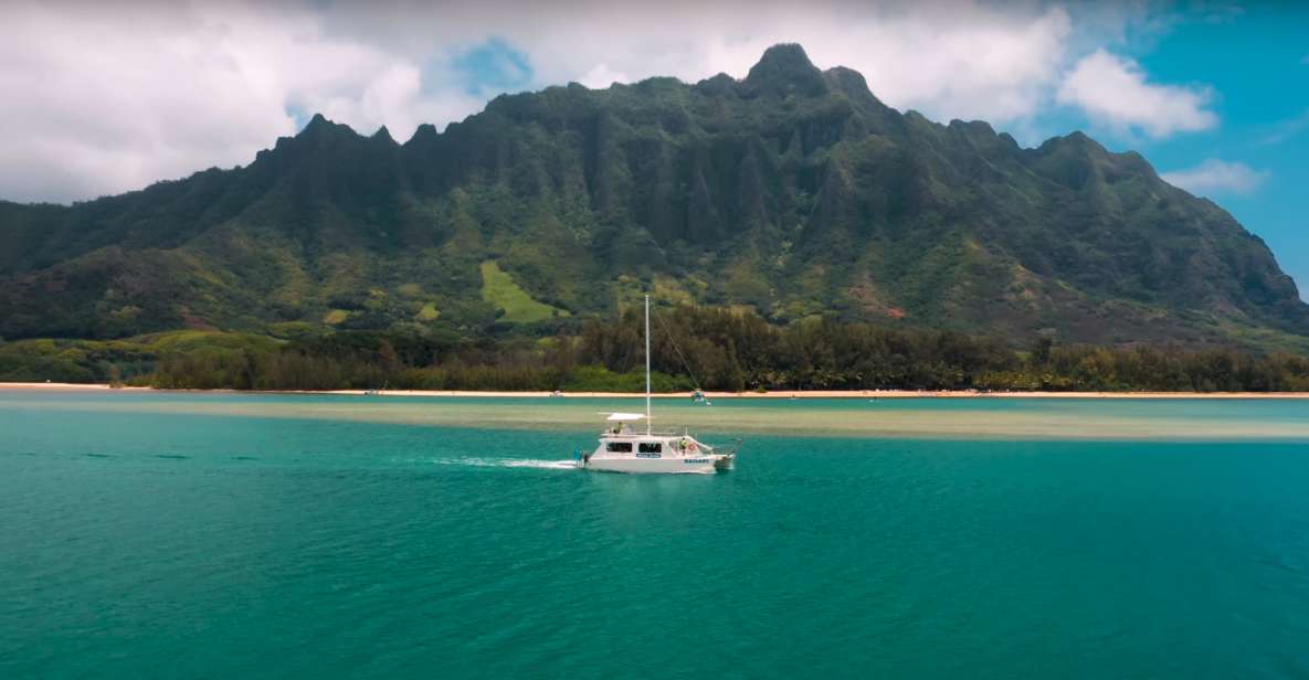Oahu: Molii Fishpond and Kaneohe Bay Catamaran Tour - Quick Take: what makes this tour worth your time