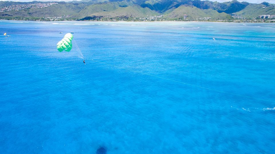 Oahu: Parasail on Maunalua Bay with Diamond Head Views - Soaring Above Maunalua Bay: What the 6-Minute Flight Really Delivers