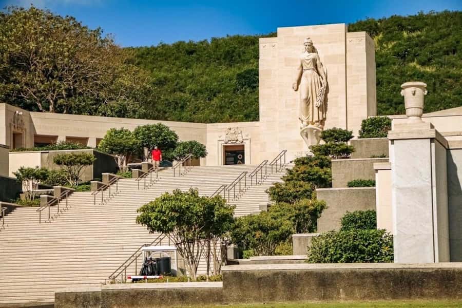 Oahu: Pearl Harbor and Historic Honolulu Half Day - How this half-day tour actually feels: focused, not frantic