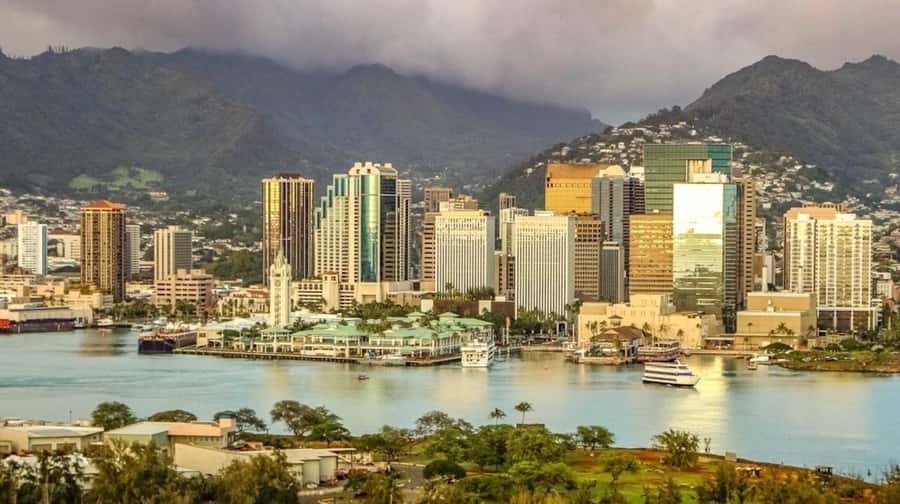 Oahu: Pearl Harbor and Historic Honolulu Half Day - USS Arizona Memorial: access, boat ride, and what to watch for