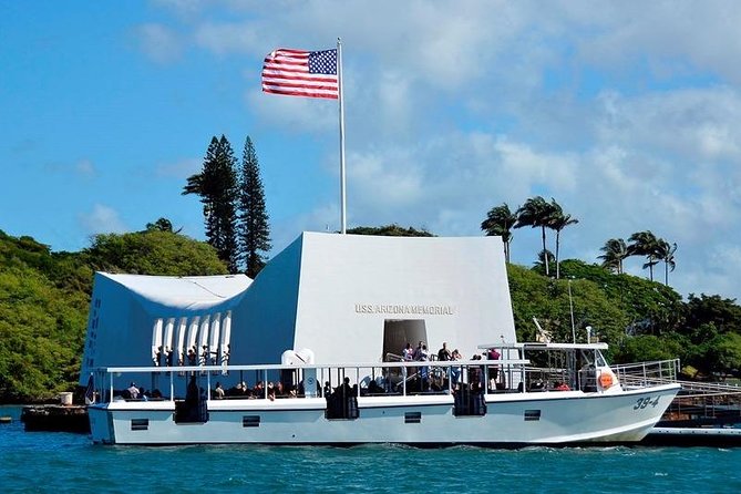Oahu: Pearl Harbor USS Arizona Memorial & Battleship Missouri - USS Missouri: the Mighty Mo feels like a time machine