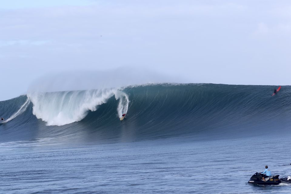 Oahu: Private Surfing Lesson with Local Big Wave Surfer - Private coaching with a local big-wave surfer: what $110 buys you