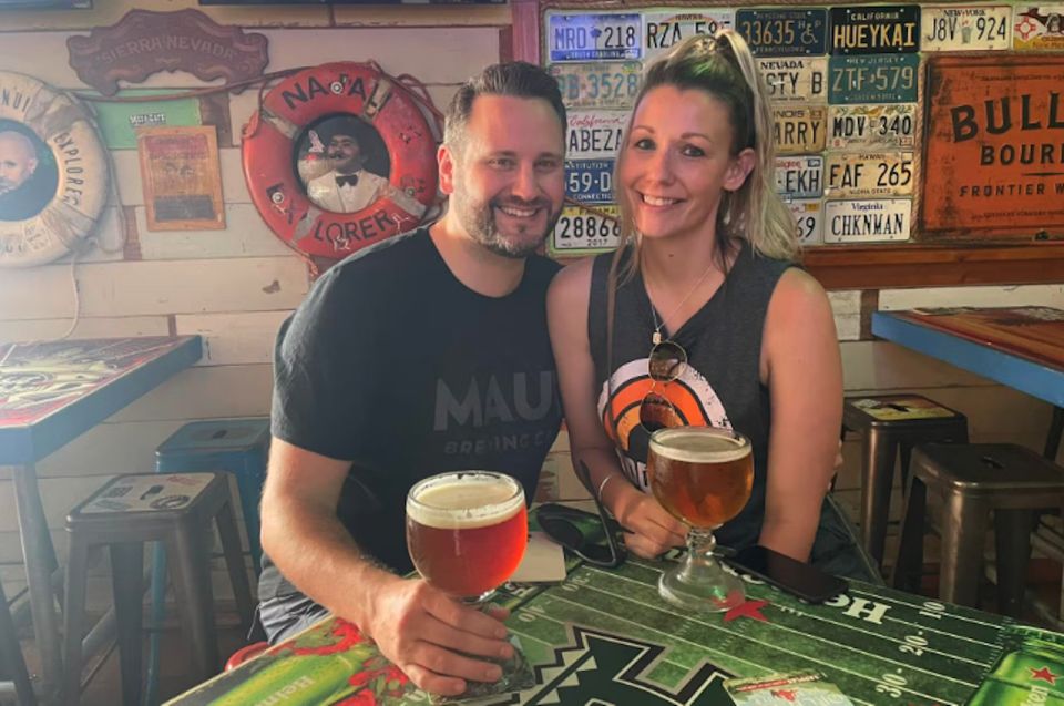Oahu: Sips & Secrets of Hawaii Pub Crawl - What You’ll Do During the 2 Hours: Four Pubs, Four Story Beats