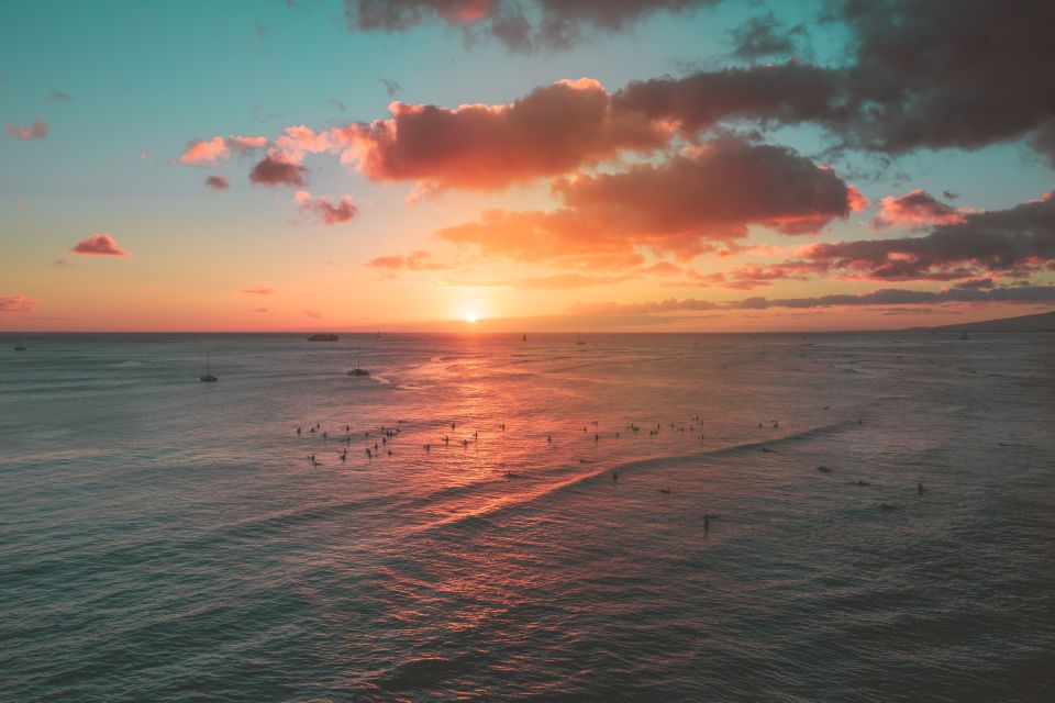 Oahu: Waikiki Fireworks Boat Cruise from Oahu - Price and Value: Is $44 Plus Fuel Worth It?