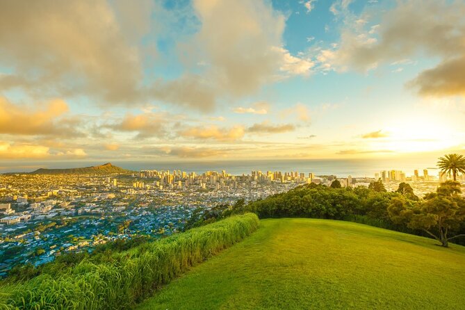 Oahu's North Shore Self-Guided Audio Tour - Start strong with Leonard’s Bakery and the “fuel now” mindset