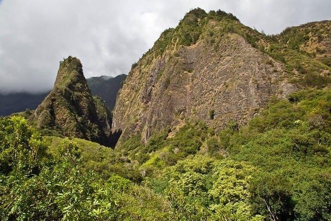 One Day Heavenly Hana Tour: Island Hopping from Oahu to Maui - Hana Town on the Road to Hana: heiau, flowers, and local stops