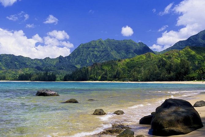 One-Day Tour Hawaii Movie Tour: Island Hopping from Oahu to Kauai - Price and value: $540 that’s really paying for flights + pickup + access