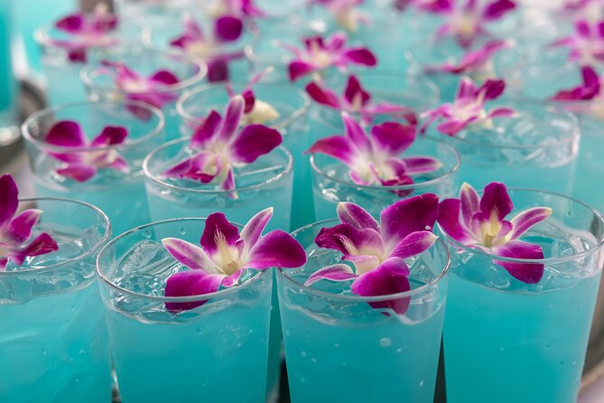 Paina Waikiki Luau at Waikiki Beach Marriott - Location reality check: third-floor Marriott fun vs beachfront luau vibes