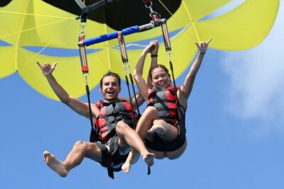 Parasailing on Maunalua Bay- Oahu's off Waikiki Playground - Stop 1: H2O Sports Hawaii base, safety briefing, and getting ready