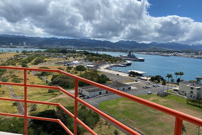 Pearl Harbor Aviation Museum Ticket with Audio Tour and Shuttle - Entering the Ford Island hangars (Hangar 37 and Hangar 79)