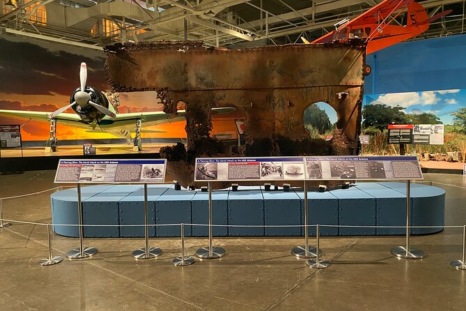 Pearl Harbor Aviation Museum Ticket with Audio Tour and Shuttle - The audio headset: how to use it and why it’s worth it