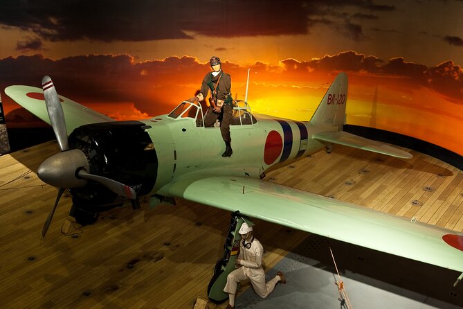 Pearl Harbor Aviation Museum Ticket with Audio Tour and Shuttle - Hangar Café and museum store: plan the breaks