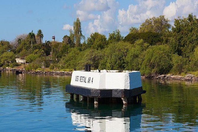 Pearl Harbor & Mini Circle Island Departing Big Island - The Windward coast stops: quick beauty, zero stress