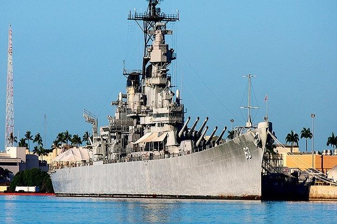 Pearl Harbor & Mini Circle Island Departing from Maui - Haleiwa and Dole Plantation: surf-town charm plus pineapple nostalgia