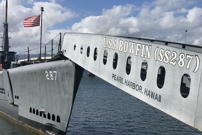 Pearl Harbor Tour Arizona Memorial and USS Bowfin - USS Bowfin Submarine Museum: WWII Service Up Close