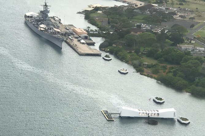 Pearl Harbor & USS Arizona Small-Group Tour [Early Access] - Downtown Honolulu history stops: Aloha Tower to Iolani Palace