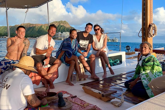 Polynesian Canoe Day Sail - Why this canoe sail feels more Hawaiian than a typical cruise