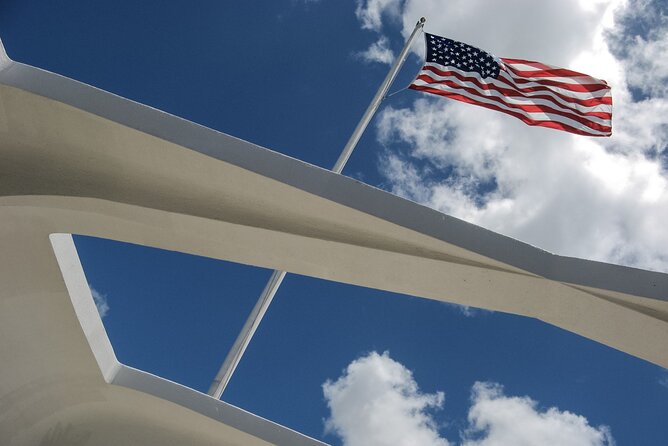 Premier Pearl Harbor and Hawaii Kingdom History Tour - How “guided” this really feels once you’re at the sites