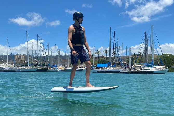 Premium eFoil Lesson near Waikiki - Your 60 minutes on the water: three runs that build from stable to flying
