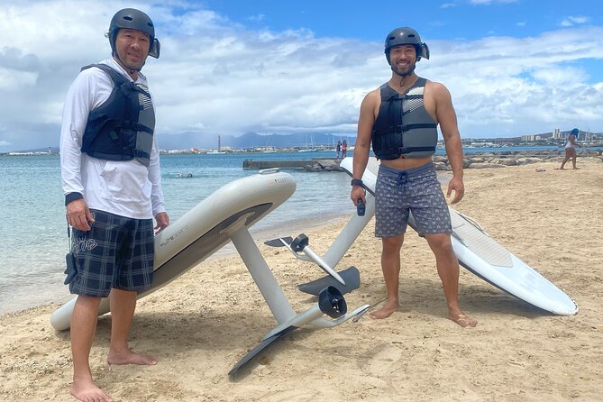 Premium eFoil Lesson near Waikiki - Coaching that adapts: how the private format helps you learn faster