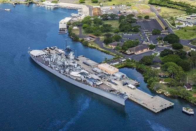 Premium Pearl Harbor Small Group Tour with Lunch - A small-group morning from Waikiki (6:45am start)