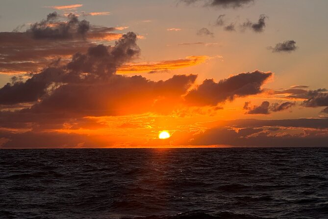 Private 90-Minute Sunset Sail Charter (Kewalo Harbor) - Why a 90-Minute Private Sunset Sail From Kewalo Harbor Works