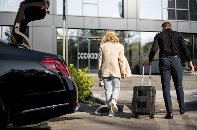 Private Arrival Transfer: Honolulu International Airport to Oahu Hotels or Cruise Terminal - Should you book this Honolulu arrival transfer?