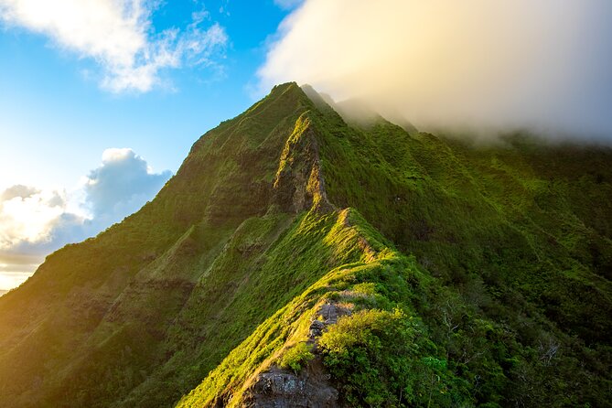 Private Circle Island Oahu Tour with Custom Itinerary - Stop 1: Halona Blowhole for Lava-Tube Geyser Theater