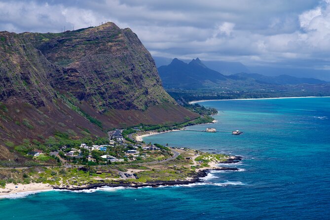 Private Circle Island Tour-Oahu-Customizable - South Shore to North Shore via Waimānalo and H-3: The Scenic Route You’ll Appreciate Later