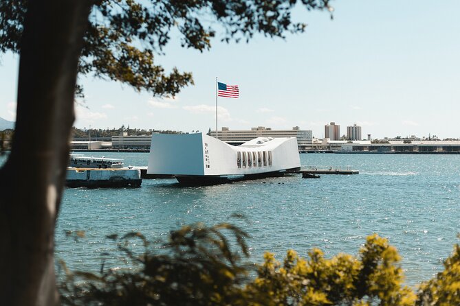 PRIVATE Pearl Harbor: Arizona Memorial, Missouri Ship & City Tour - USS Arizona Memorial: what the boat ride does to the day