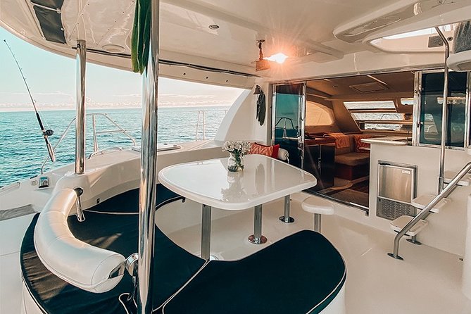 Private Snorkel Trip from Oahu on a Yacht - Sailing the West Coast: What You Might See on the Water