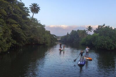 Private Stand up Paddle Lesson and Tour (for 1 or more paddlers) - Starting at Haleiwa Beach Park: what the first minutes usually look like