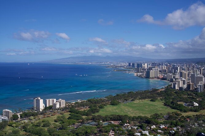 Private Tour Oahu - up to 6 passengers - Customizable - Halona Blowhole and Sandy Beach: volcanic coast action, free stops, quick photo breaks