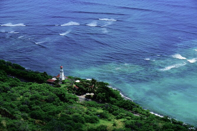 Private Tour Oahu - up to 6 passengers - Customizable - Makapu’u Point: big ocean views and winter whale watching