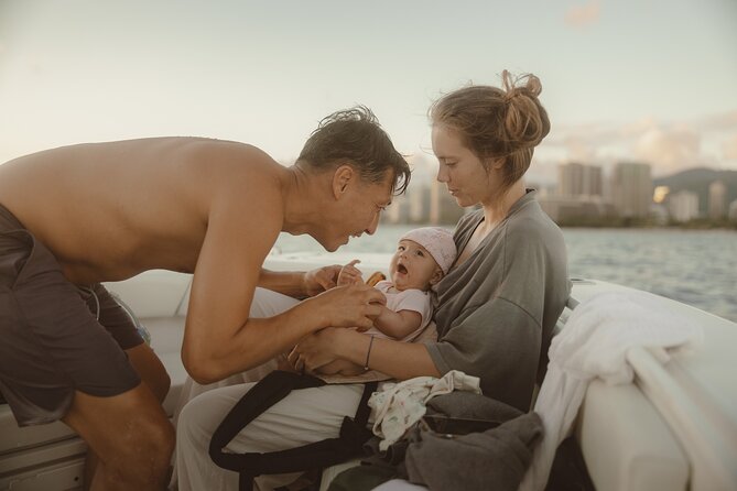 Private Waikiki Sunset Boat Tour: 6 passengers max - The 5:00 pm plan: why the timing works