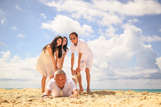 Professional Photo Shoot: Hire a Photographer in Honolulu - Why a Private Honolulu Photo Session Beats Selfies