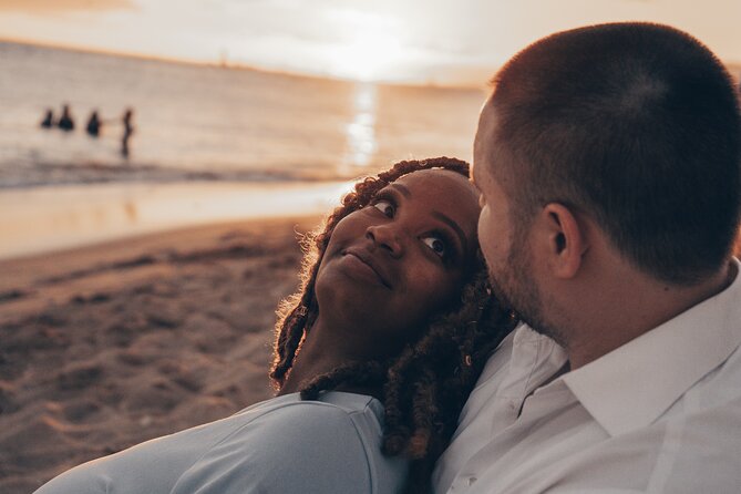 Professional Photo Shoot: Hire a Photographer in Honolulu - The 5-Step Flow: From Booking to Your Email Gallery