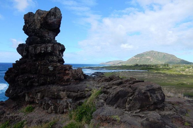 Secret Oahu Hawaii Culture Tour With A Local Guide - Makapu’u Beach on the Ka Iwi coast: cliffs, geology, and a lighthouse past