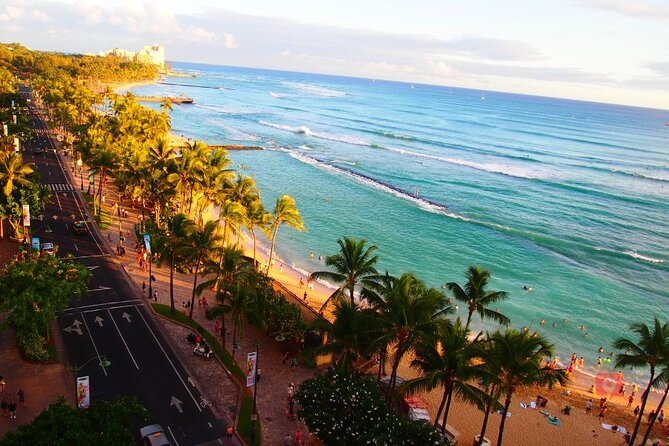 Self-Guided Audio Driving Tour in Oahu Hawaii - North Shore surfing stops: Pipeline, Sunset Beach, and Waimea Bay