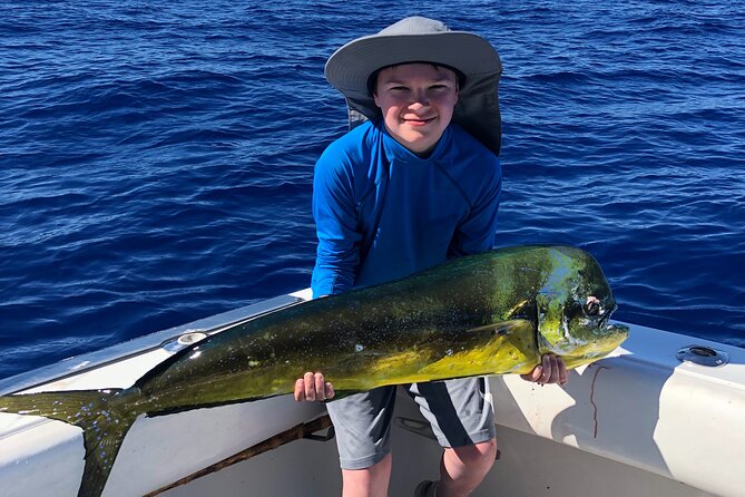 Shared Deep Sea Full-Day Fishing Charter in Hawaiian Waters - Dawn Departure and the Day’s Rhythm on the Water