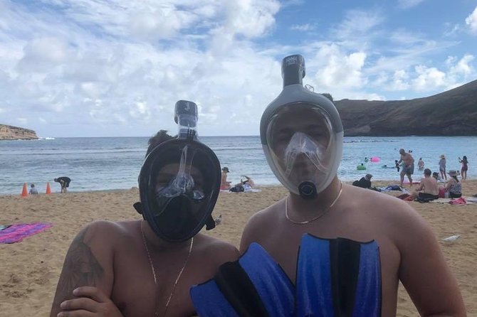 Snorkel Gears near Hanauma Bay - The included gear: mask + dry-top snorkel + life vest