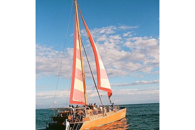 South Shore Open Sail from Kewalo Harbor Including Drinks - Na Hoku II: Roomy Catamaran Energy Without the Big-Tour Feel
