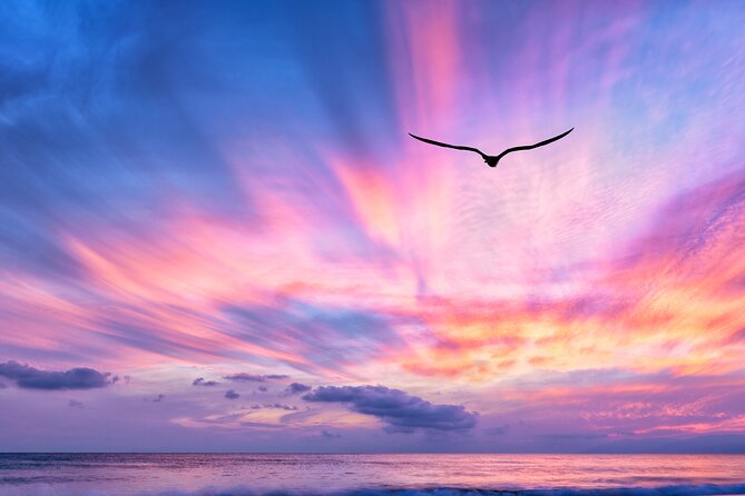 Sunset Cruise along Waikiki Coastline - The feel of the cruise: calm music, photos, and a slower pace