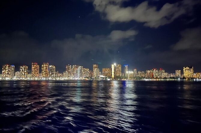Sunset Cruise along Waikiki Coastline - Price and value: why $124 can make sense here