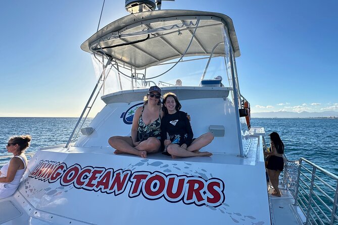 Sunset Cruise Waikiki - Golden Hour Cocktail Cruise - Food and drinks: what you get onboard and how the cash bar works
